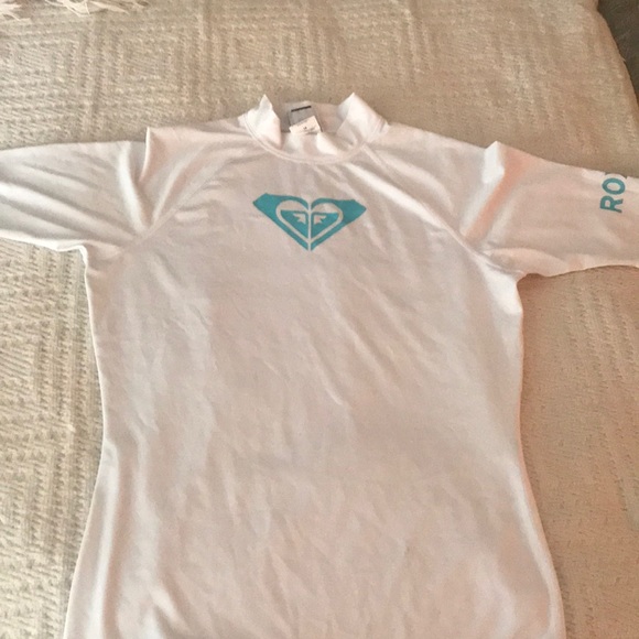 Roxy Rash Guard - Picture 1 of 4